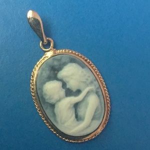 Mother and Child Cameo 14kt Yellow Gold